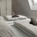 Gaestehaus Boenebuettel-nahe Neumuenster Netflix Апартаменты
